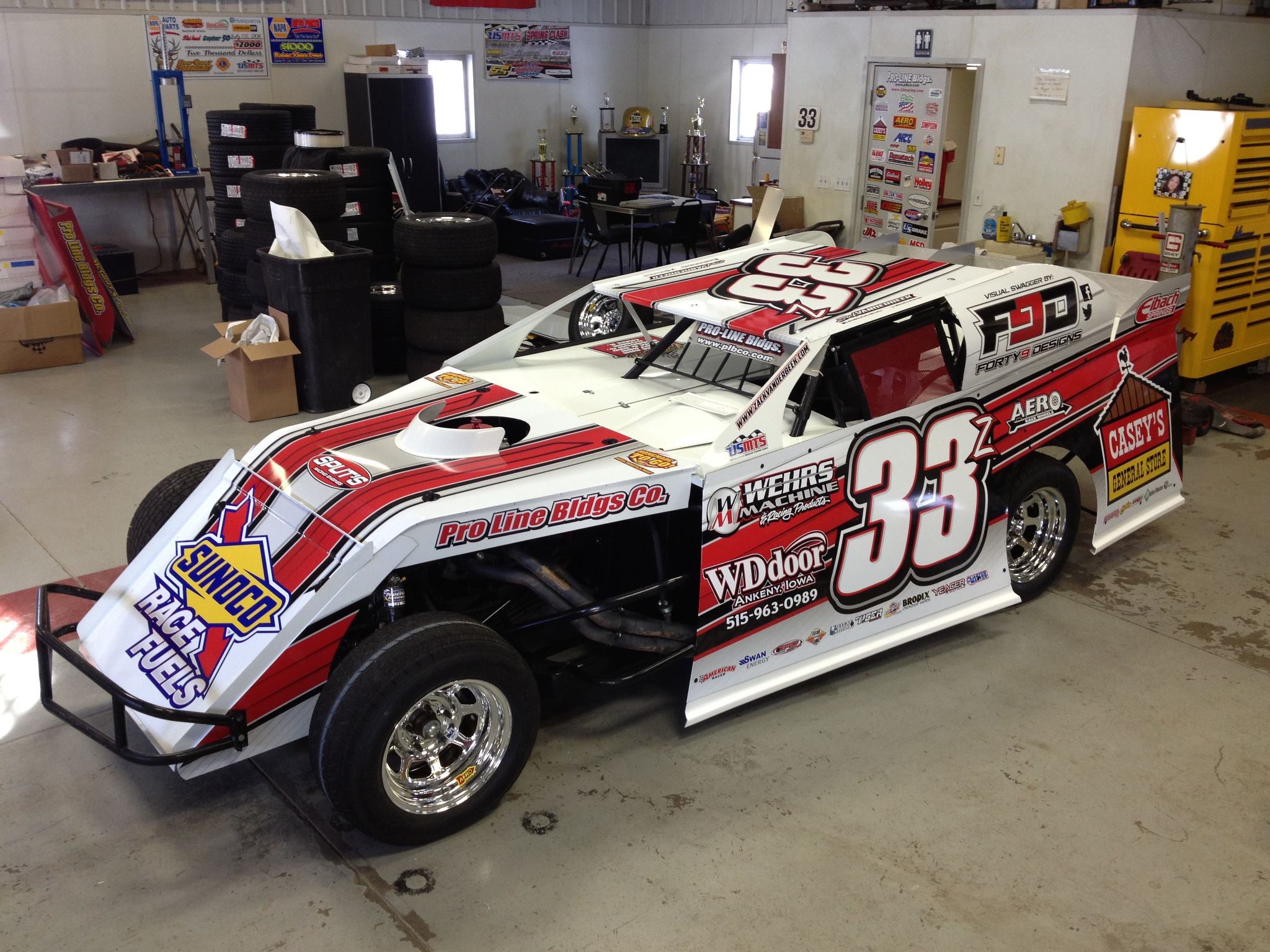 VanderBeek teams up with Caseys General Stores once again for 2013