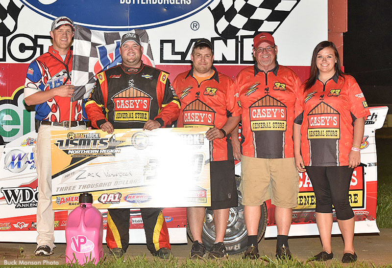 VanderBeek celebrates USMTS victory in front of packed house at Upper Iowa Speedway